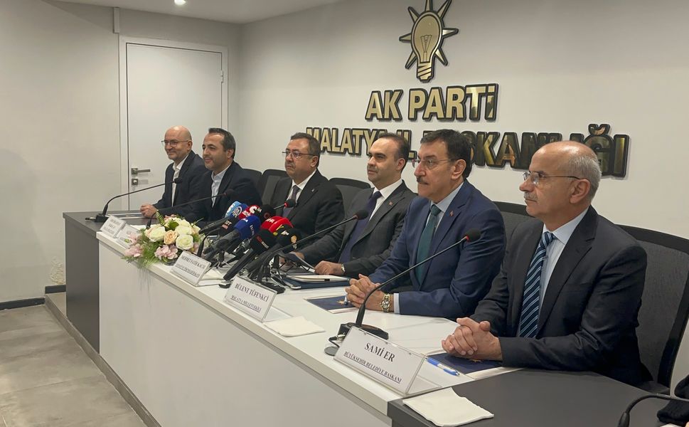 Bakan Kacır'dan Malatya'ya Dev Müjde: 29 Milyarlık Yatırım, 22 Bin Kişiye İş Kapısı!