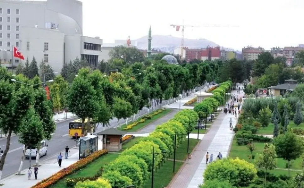 Malatya’da Pazartesi günü tabelalar değişiyor