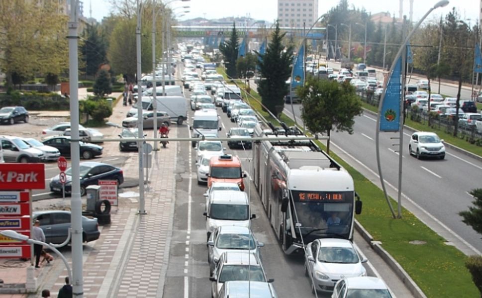 Malatya Trafiğinde Yeni Dönem: 50 Dakikalık Yol Yarı Yarıya Düşüyor!