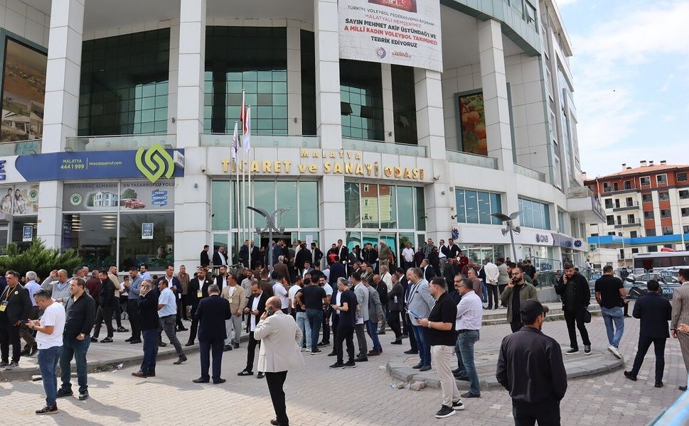 MTSO'da Seçim Heyecanı: Sandık Başında Büyük Kalabalık!