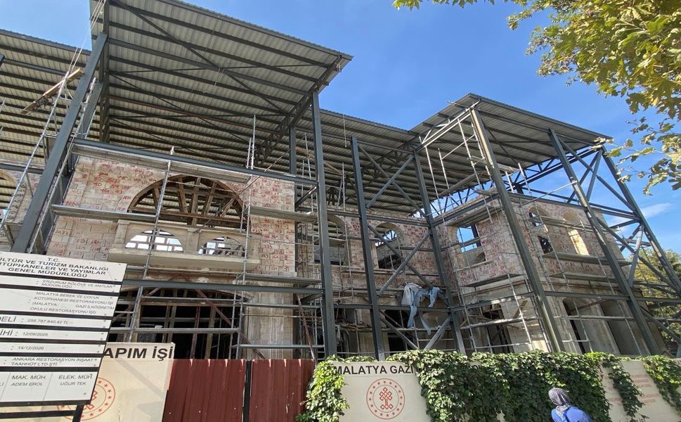 Malatya’da 93 Yıllık Okul Kütüphaneye Dönüşüyor! Nedeni Bakın Ne
