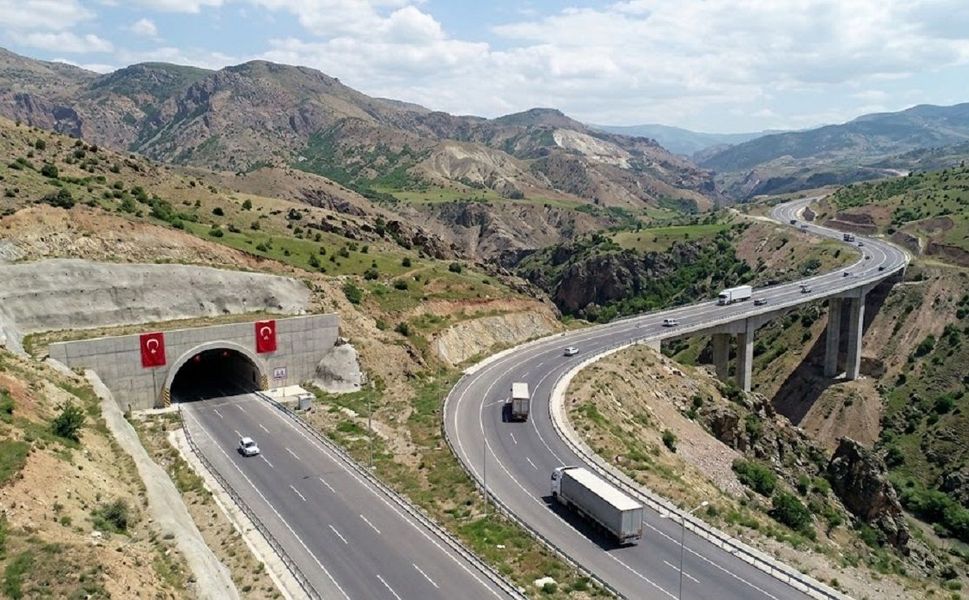 Malatya’dan Sivas’a Ulaşımı Kolaylaştıran Yol! Süre 35 Dakika Kısaldı