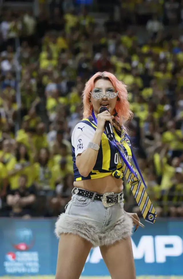 Yer Yerinden Oynadi Fenerbahce Nin Sampiyonluk 18789047 4559 M