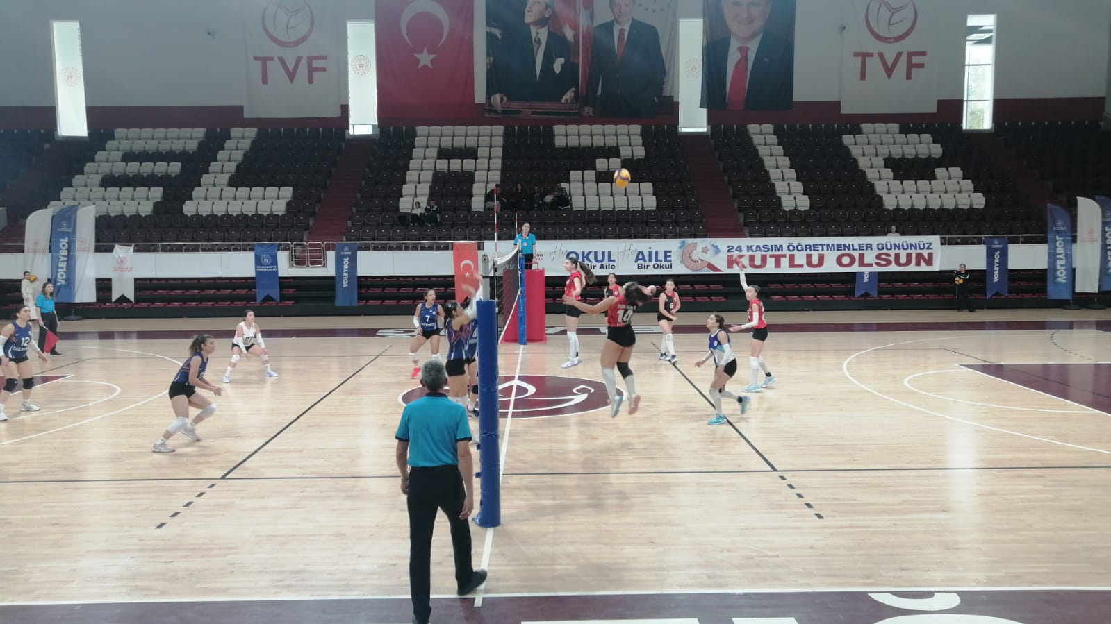 5C28253B 4B95 4Adc 9A12 B20242A8909E