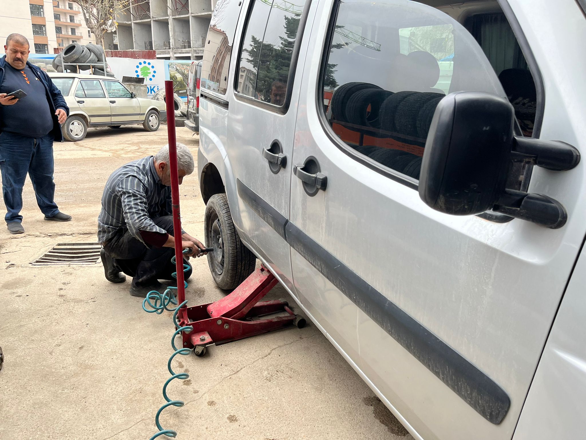 A8C81Eed A598 43E8 844C B9813C47F02B