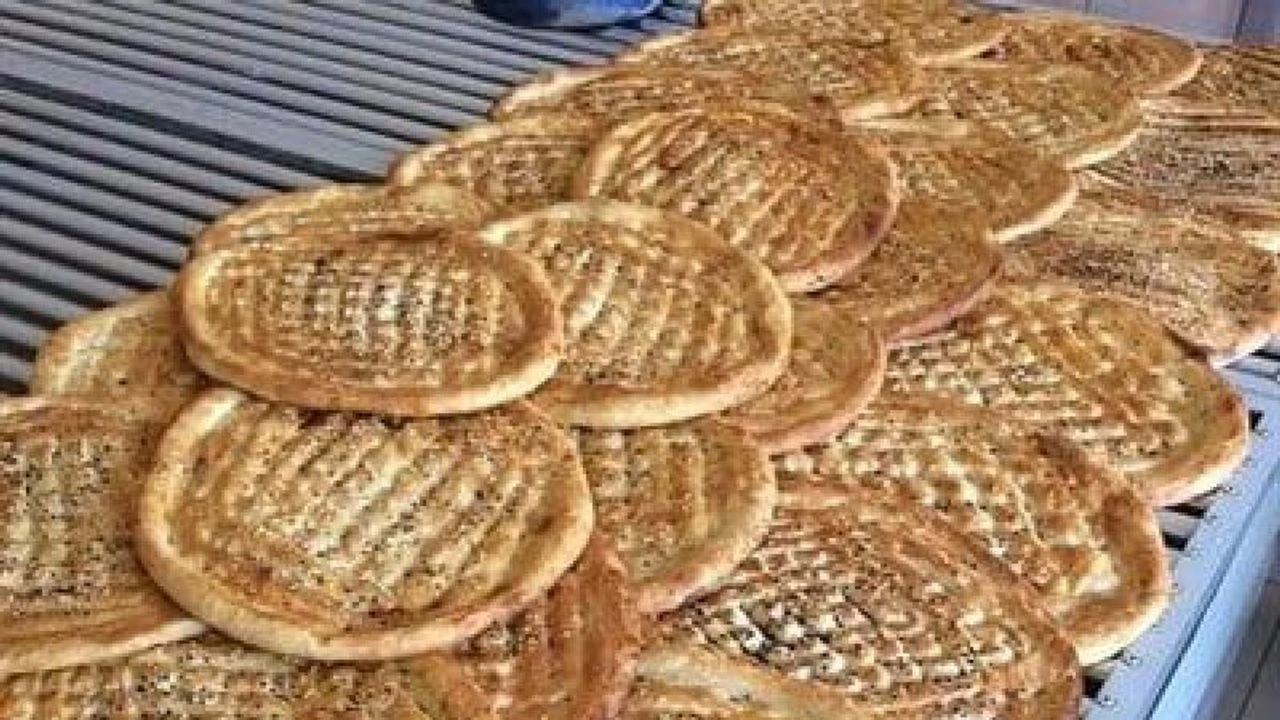 Malatya Yagli Ekmegi 10 Adet Siparisten 300D 1741077203