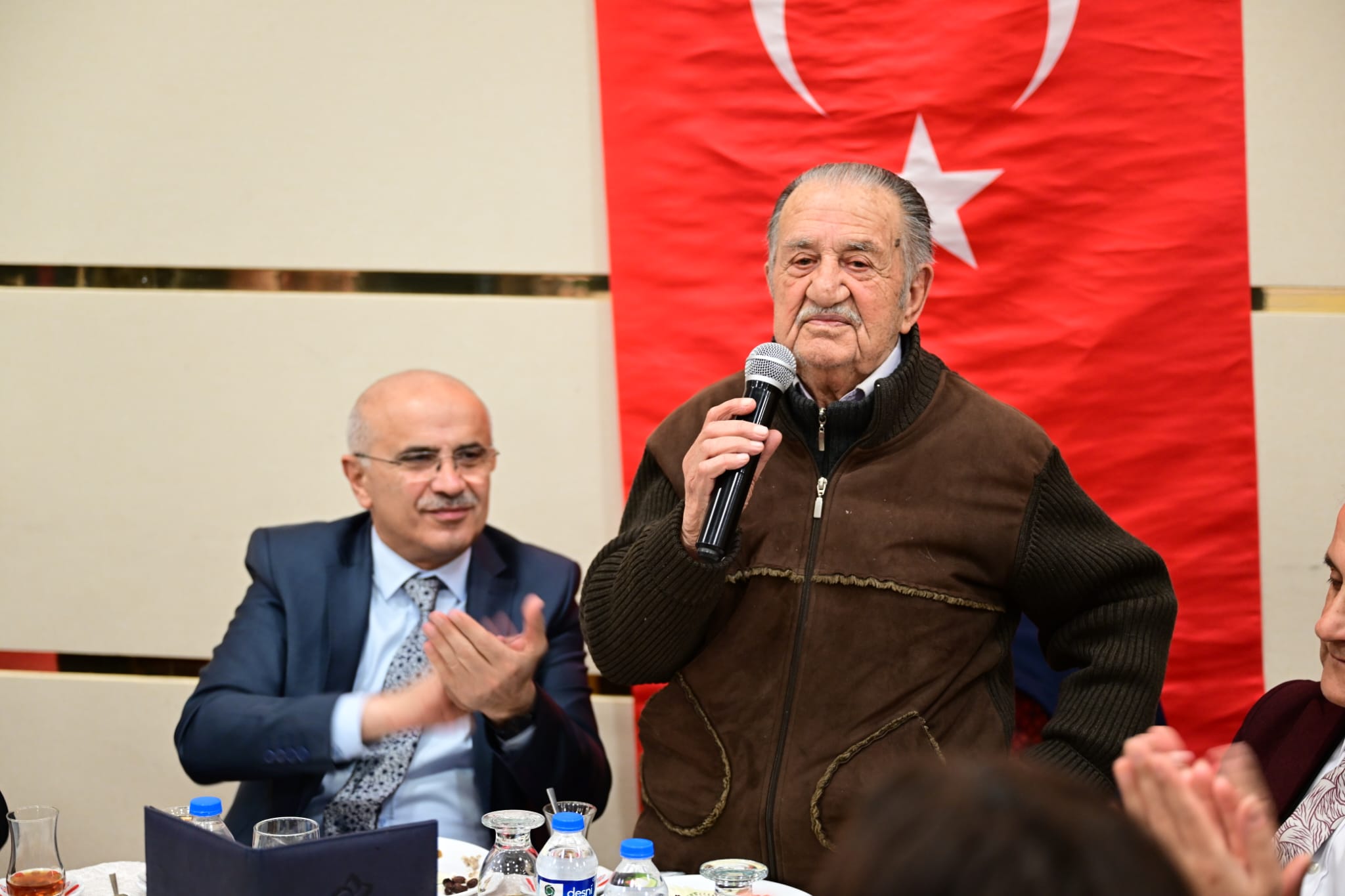 74Ec75D0 Da80 4134 Bc47 Ba7584Ee046D