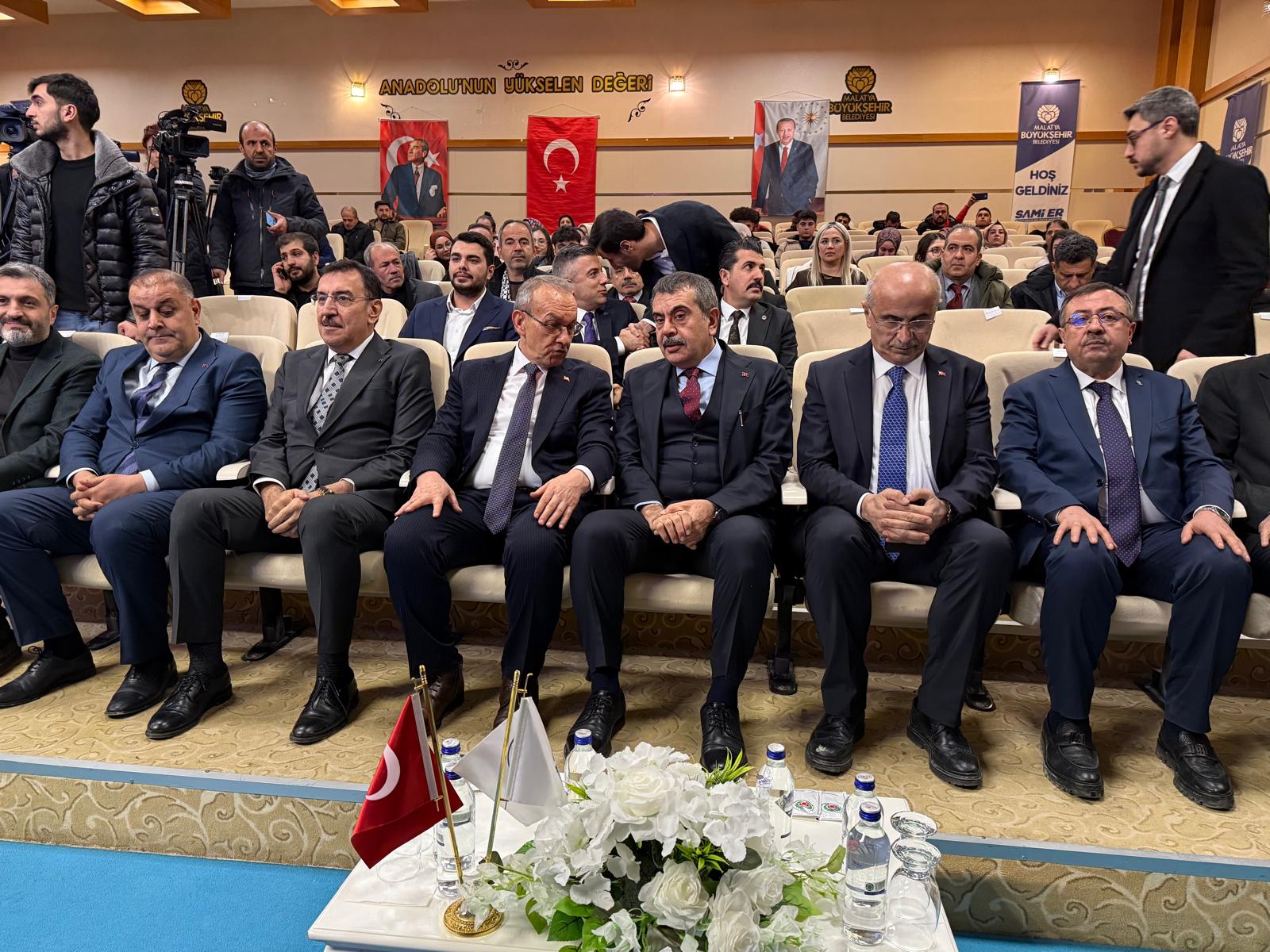 Db14231A B08B 4Aa8 Bad8 A5Ee1A08A4Ac