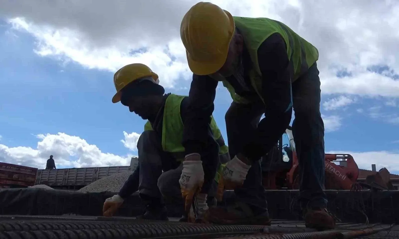 MALATYA İLİ AKÇADAĞ İLÇESİ ÖREN CEM VE KÜLTÜR EVİ YAPIM İŞİ