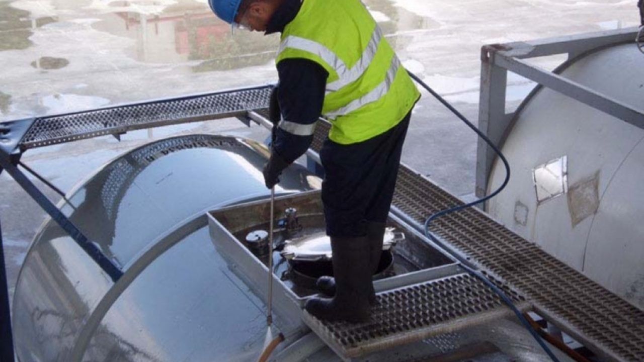 AKARYAKIT TANK TEMİZLİĞİ