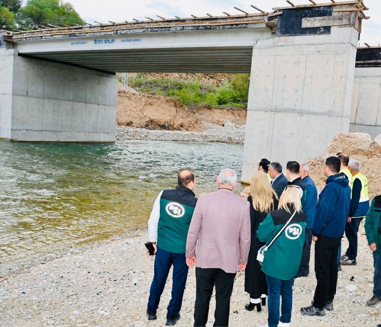 2671Fd87 442E 4D92 B147 765549C82Bcb