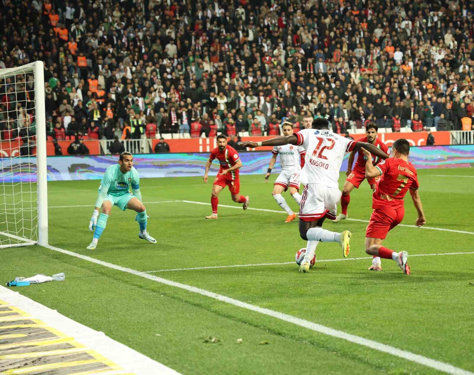 Amed Sportif Faaliyetler, Ümraniyespor'la Berabere Kaldı