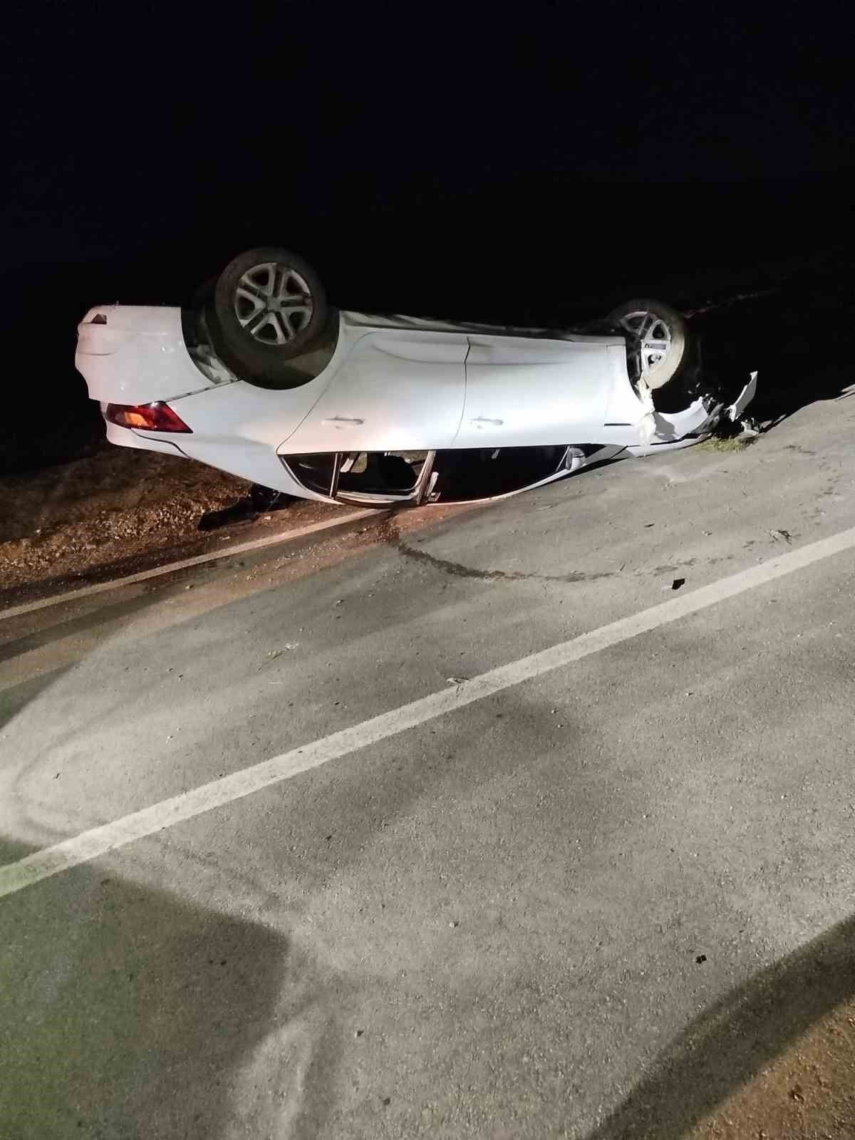 Elazığ'da otomobil takla attı: 6 yaralı