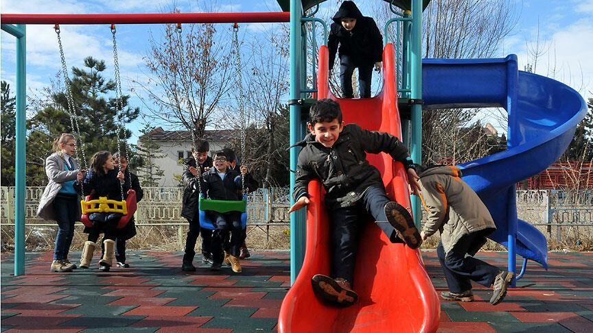 Thumbs B C 15F3870E569D1Cce95C31036E1640248