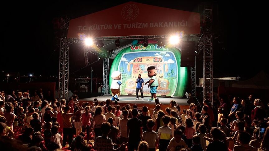 Thumbs B C E0Eb8D4761B6618Cac793D3D20F4C637