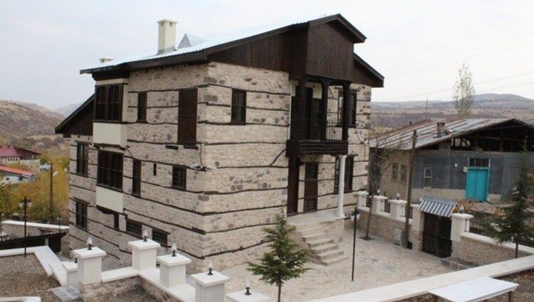 Arapgir Taş Konak