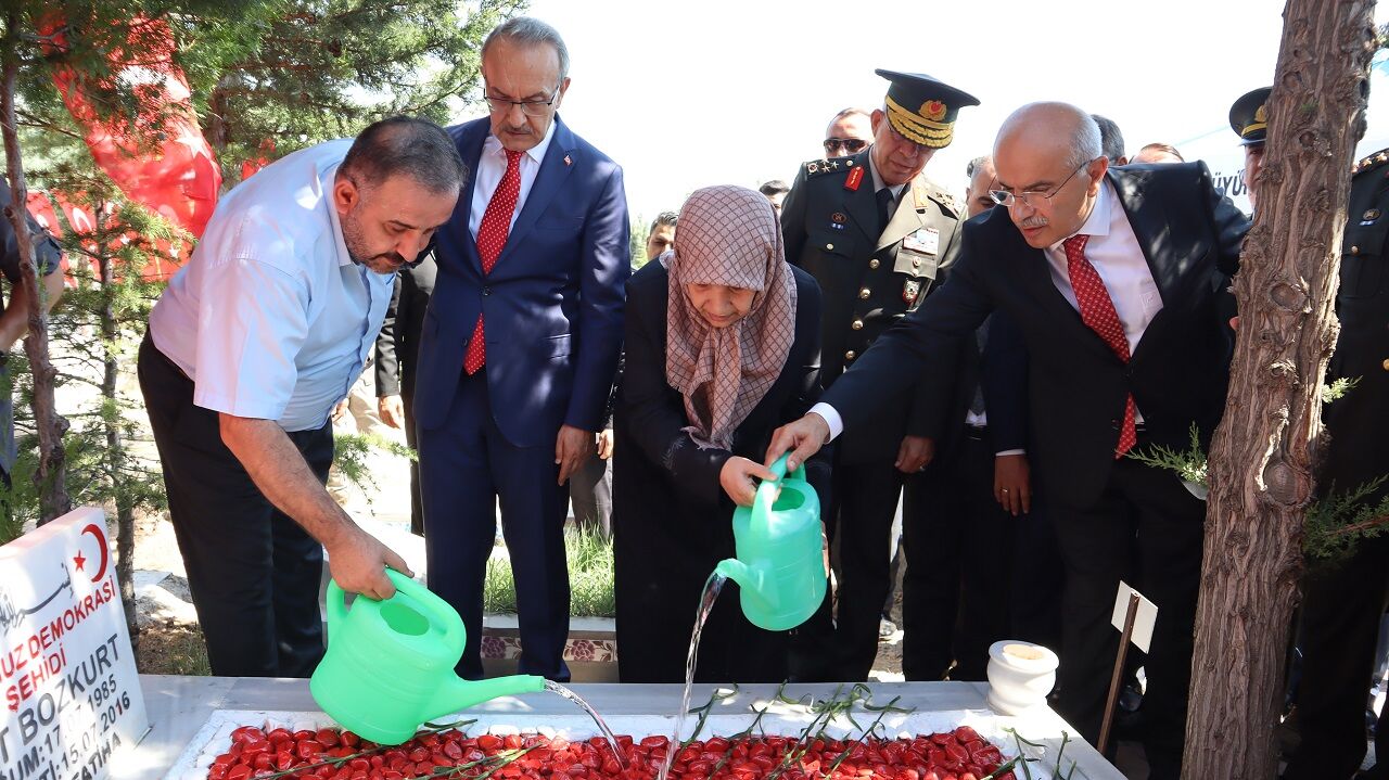 Şehit Fuat Bozkurt 8