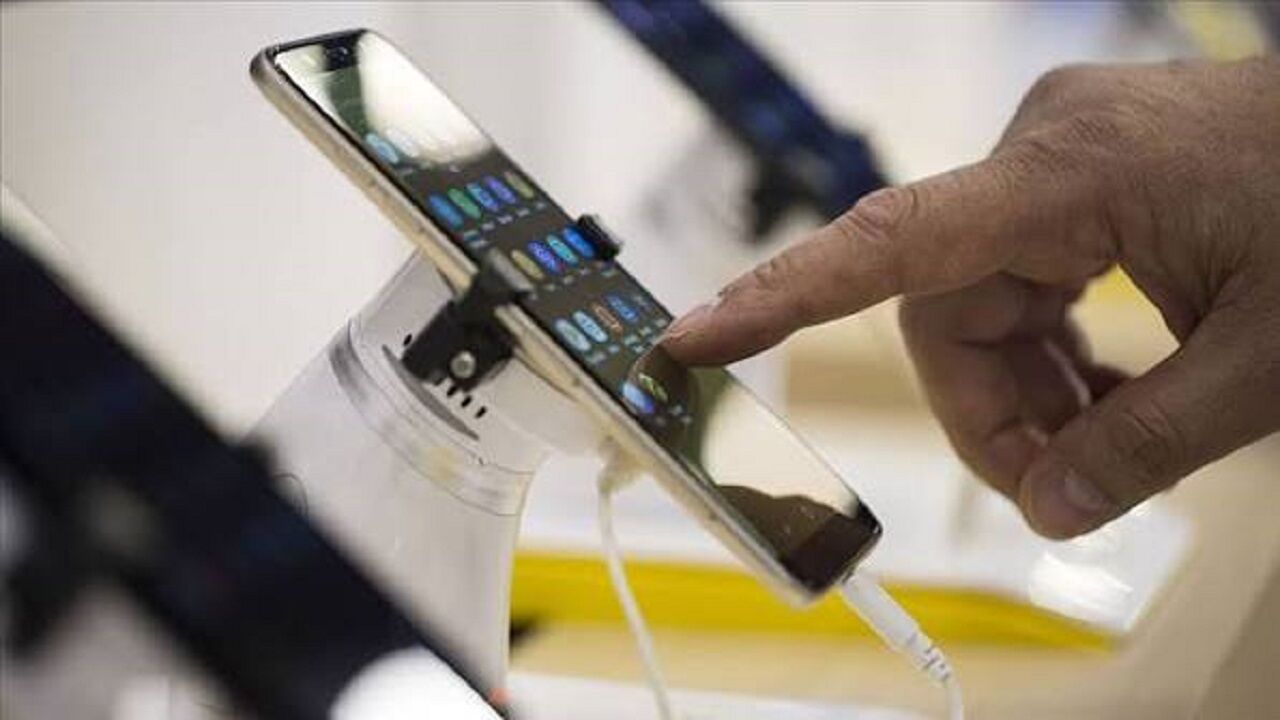 Telefonla Uyuyanlar Dikkat! Gece Yapılan Bu Alışkanlık Sabahınızı Etkileyebilir