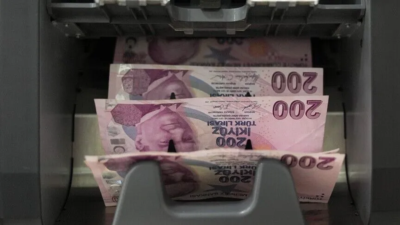 2027 Maaş Zammında Gözler Bu Rakamda! Emekli ve Memuru Ne Bekliyor?