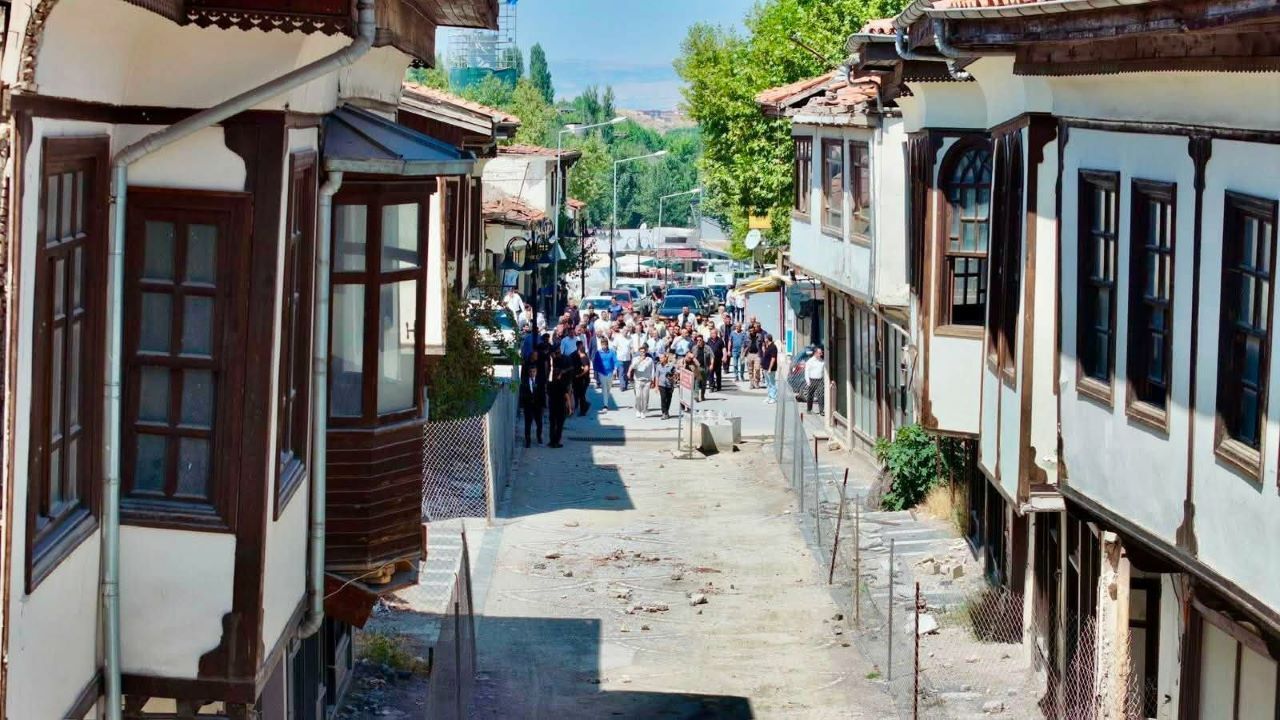 Vali̇ Yavuz-8