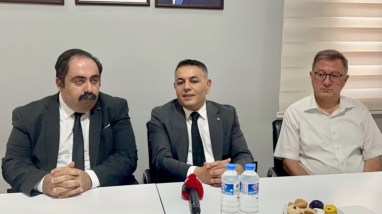 Sadıkoğlu’ndan YENİ Parti’ye Ziyaret!  MTSO Seçimleri Öncesi Dikkat Çeken Çıkış