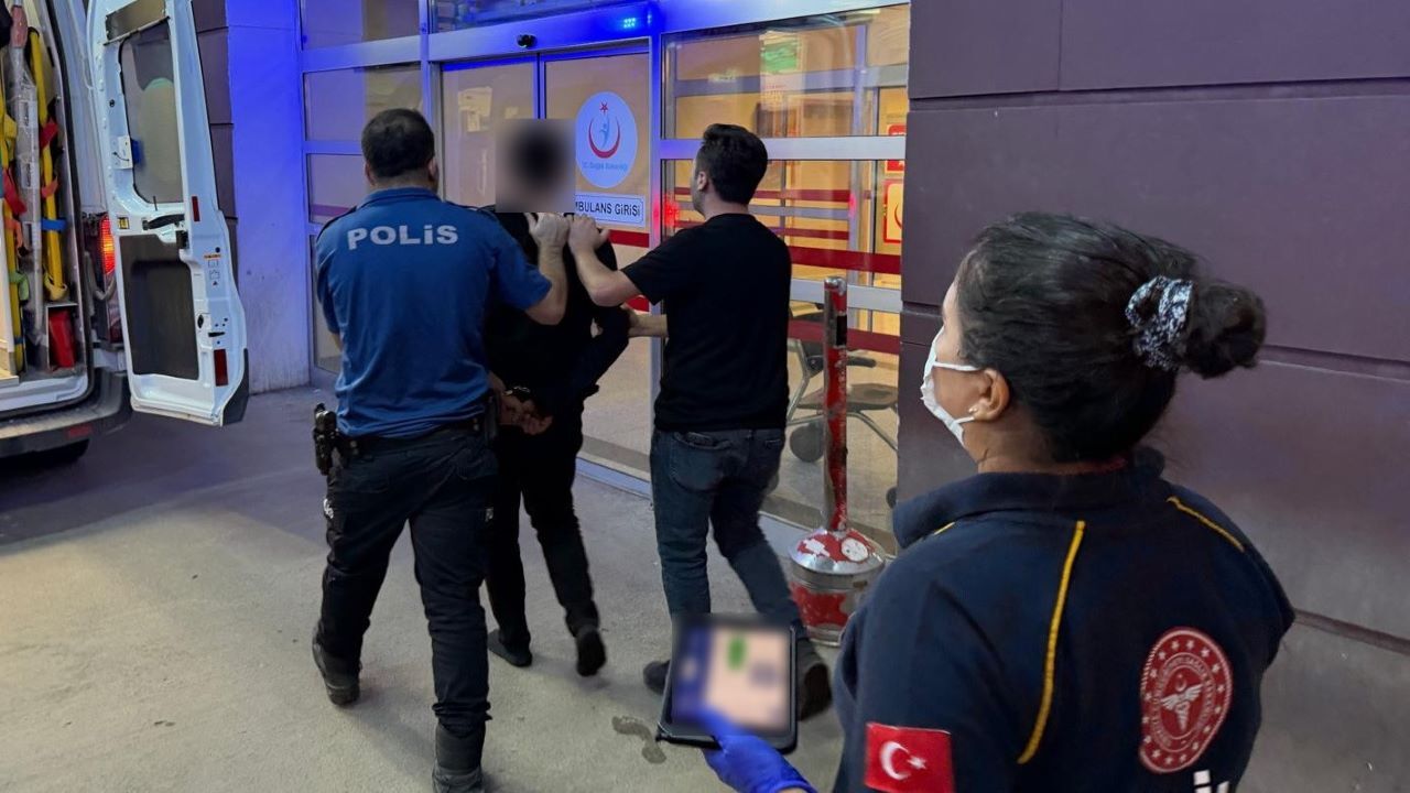 Adıyaman’da Kardeşler Arasında Bıçaklı Kavga! 2 Yaralı