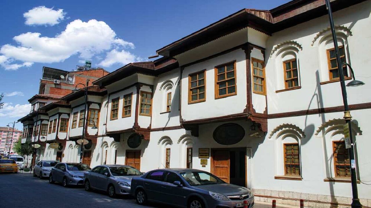 Beş Konaklar