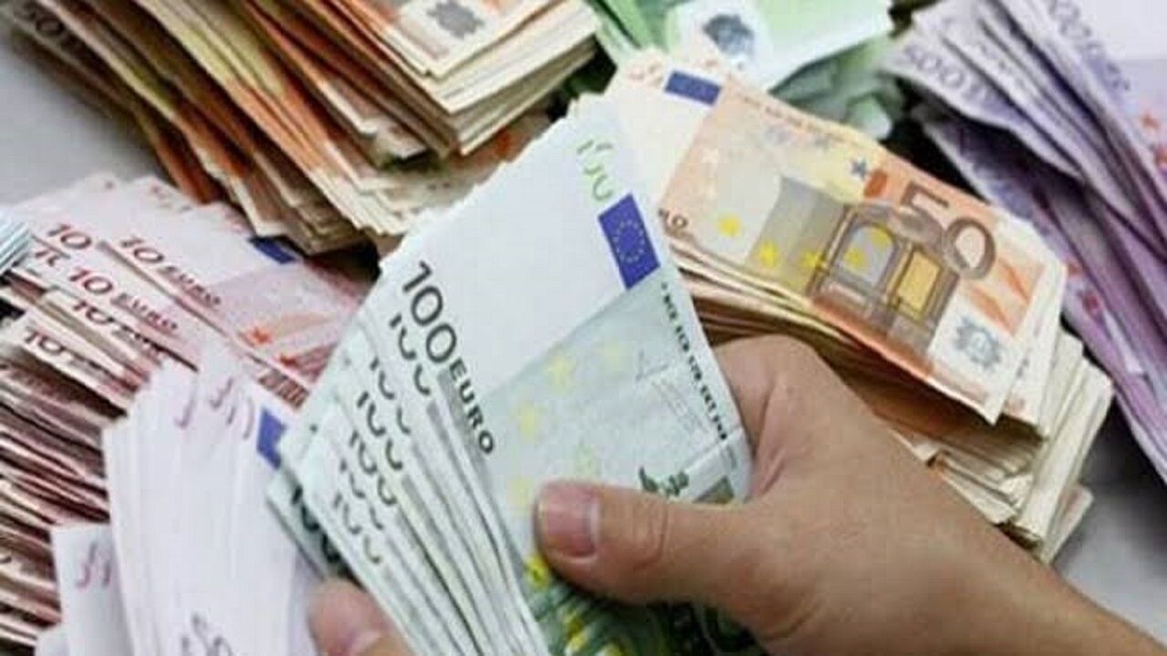 Dolar Ve Euro-2