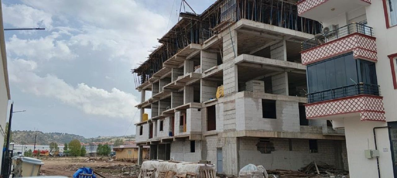 Adıyaman’da İnşaattan Düşen İşçi Ağır Yaralandı