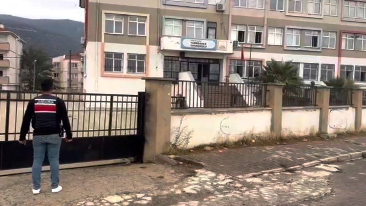 Gaziantep’te 540 Okulda Denetim! 181 Aranan Şahıs Yakalandı