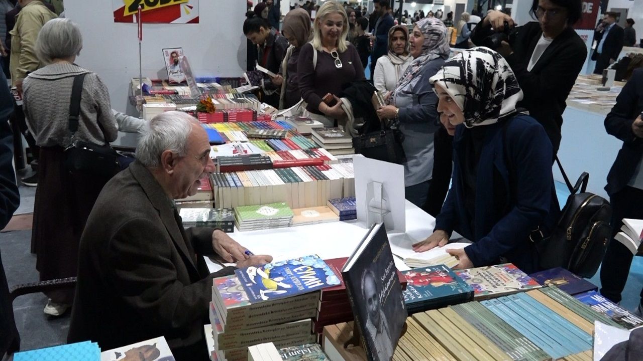 Kitap Fuarıı