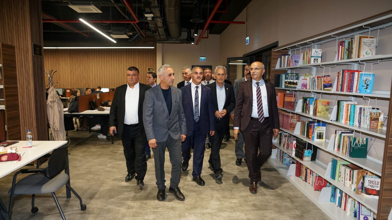 Muhtarlar Dayanışma Derneğinden Başkan Er'e Ziyaret (1)