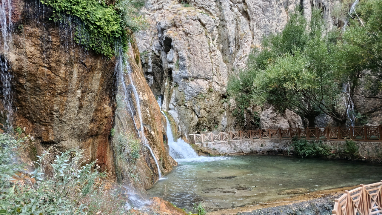 Şelale Darende