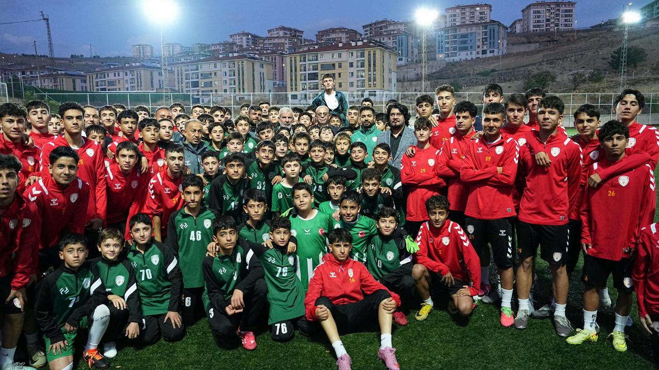 Spor
